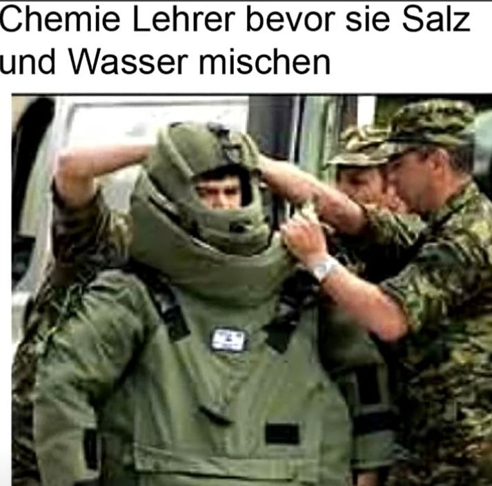 Chemie Lehrer bevor sie Salz
und Wasser mischen