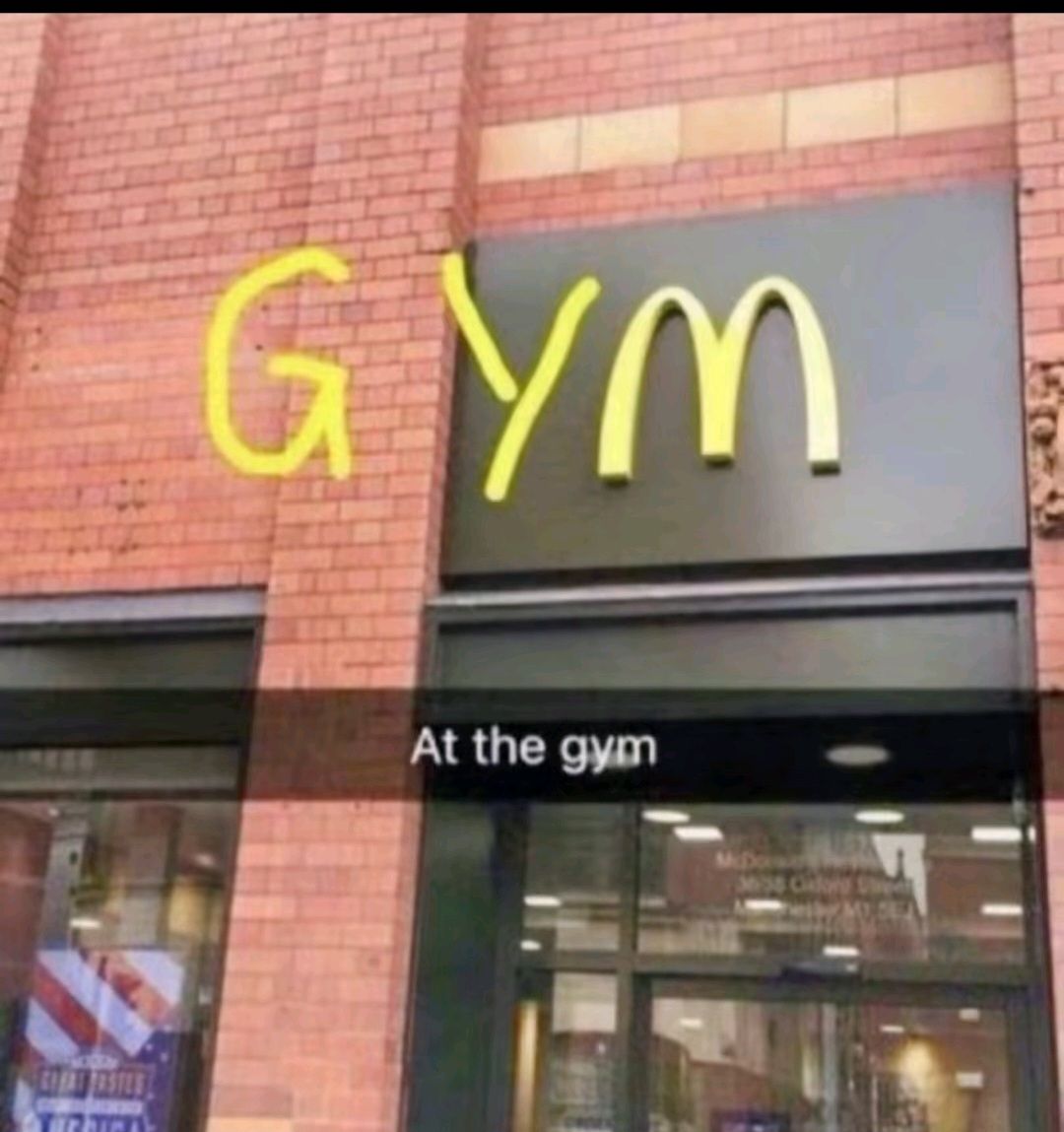 10
GYM
At the gym