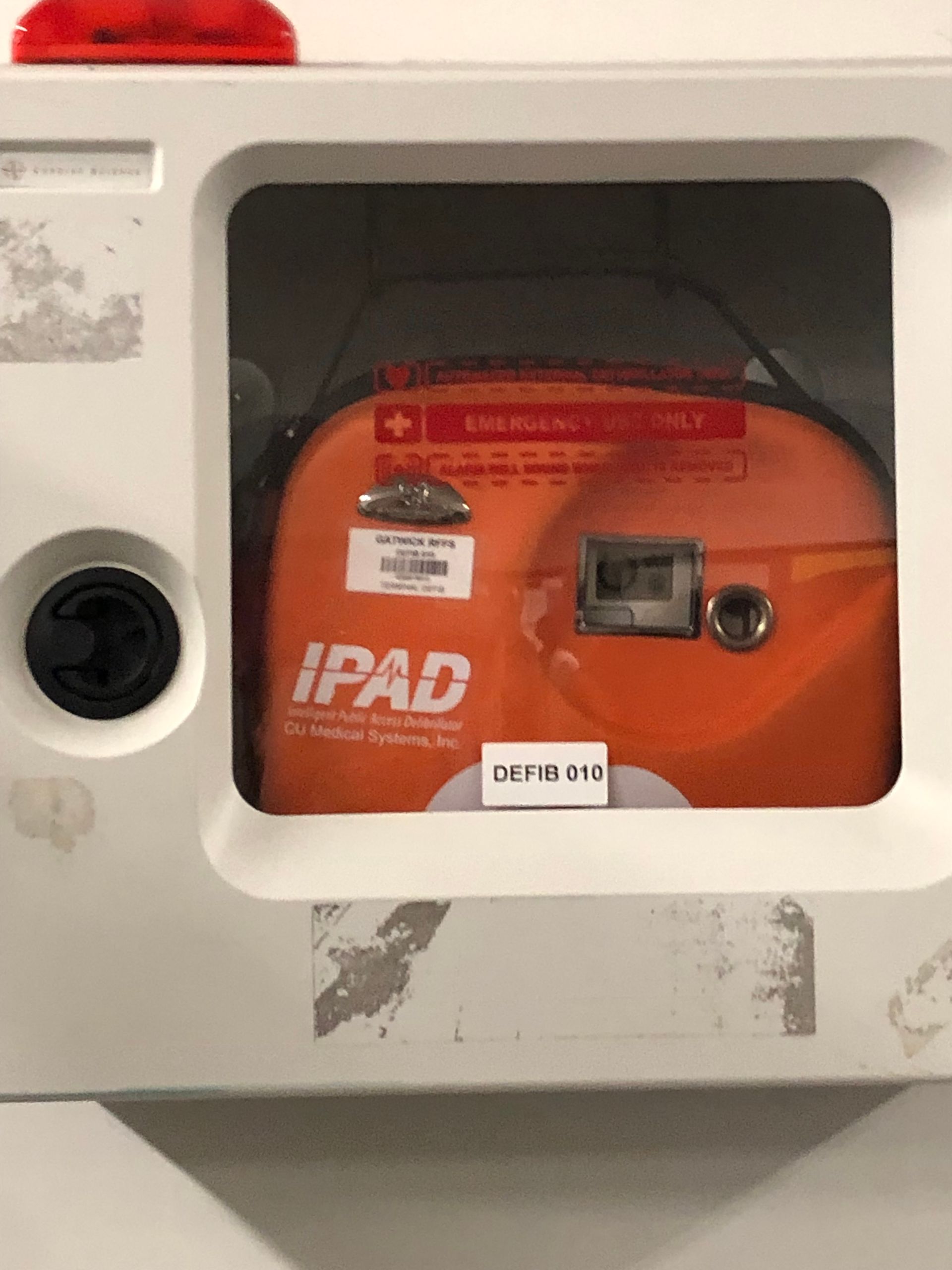 +
GATWICK RFFS
EMERGENCY VE ONLY
IPAD
CU Medical Systems, Inc.
DEFIB 010